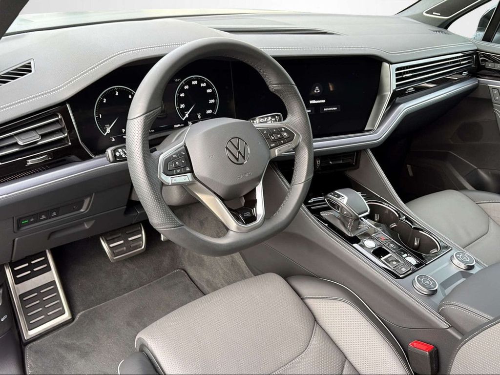 Volkswagen Touareg 2025