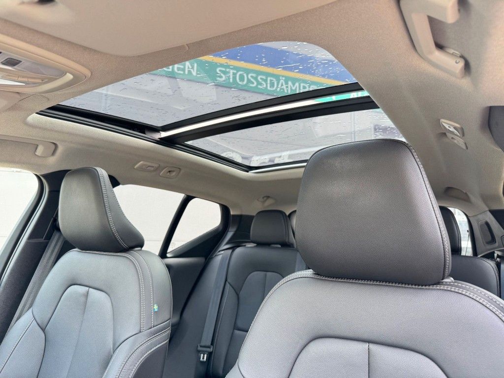 Volvo XC40 2024