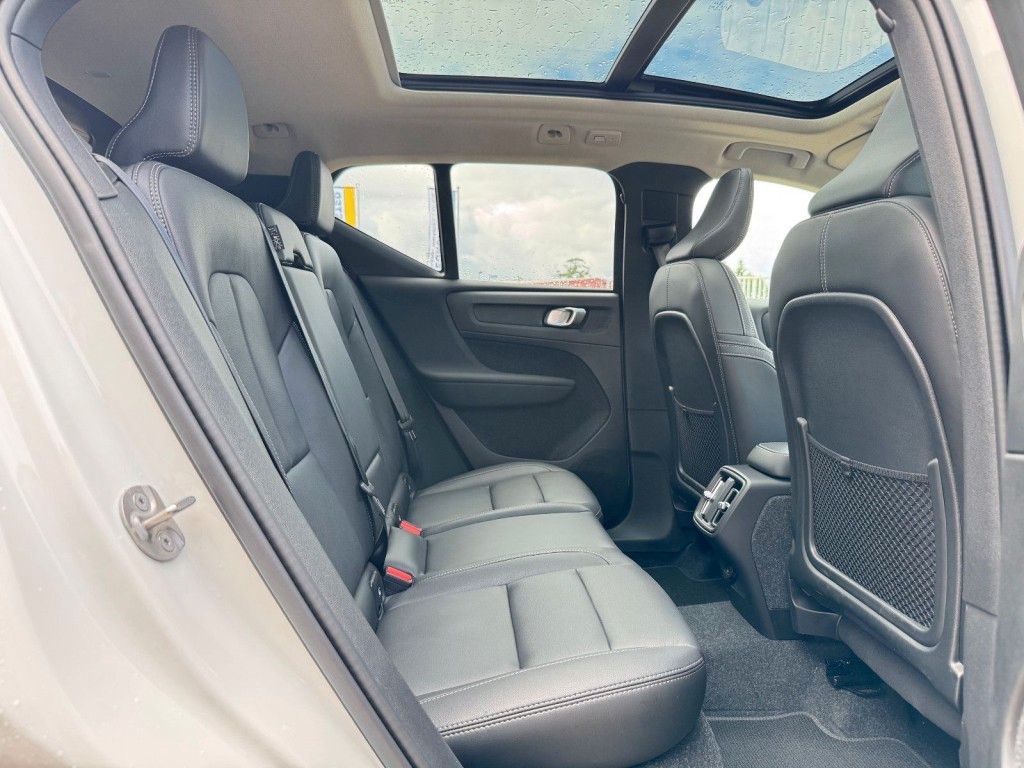 Volvo XC40 2024