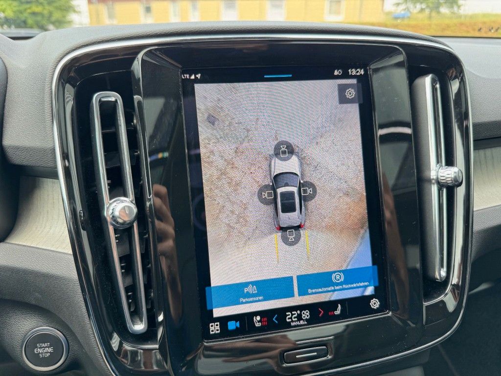 Volvo XC40 2024