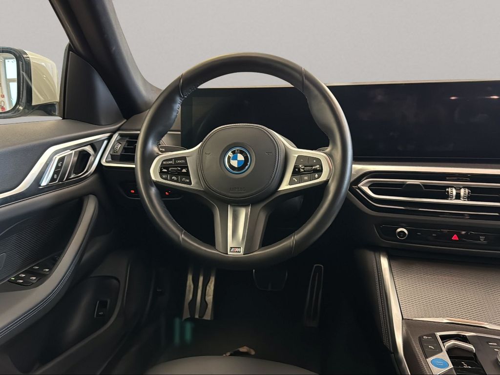 BMW i4 2023