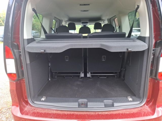 Ford Grand Tourneo 2025