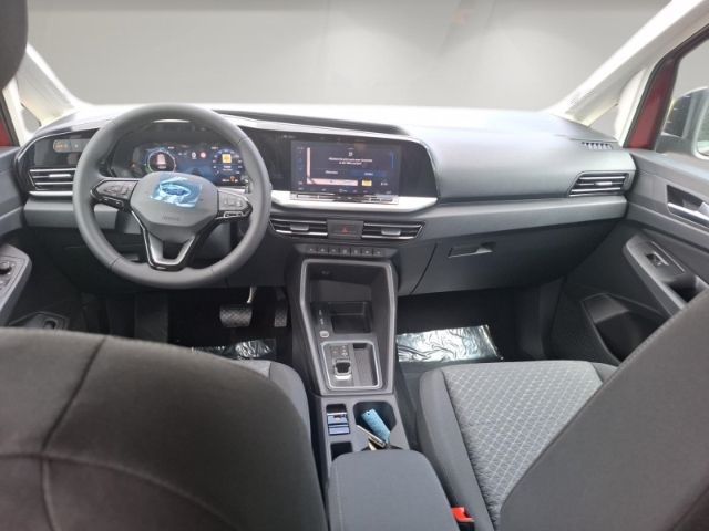 Ford Grand Tourneo 2025