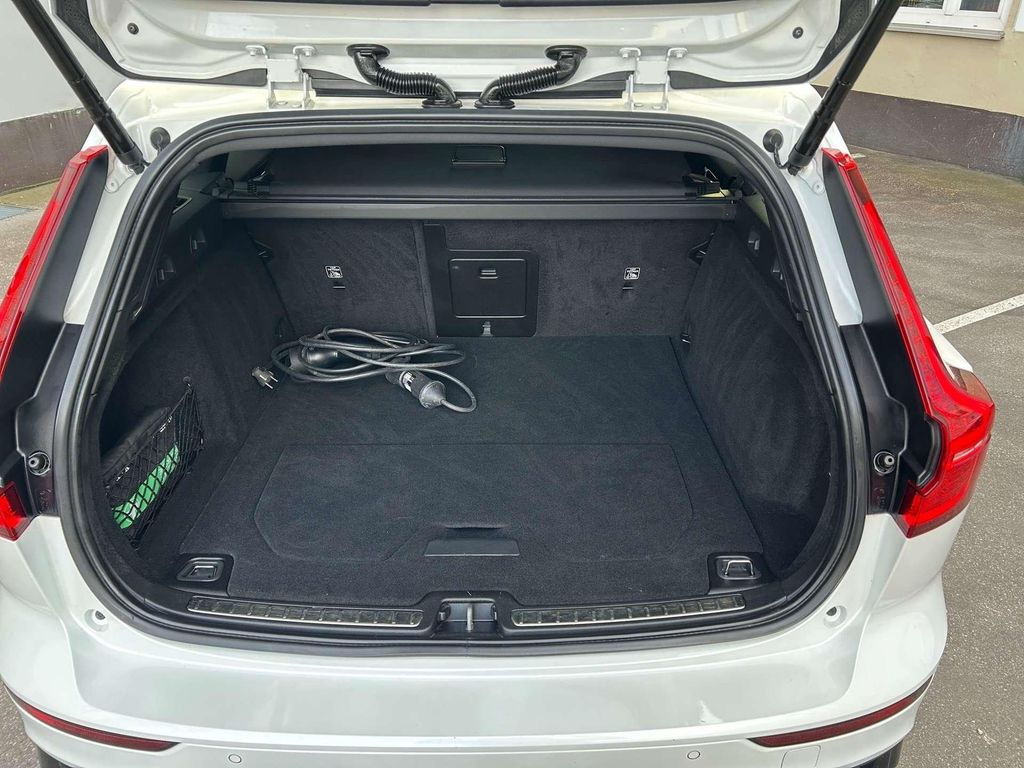 Volvo V60 2022