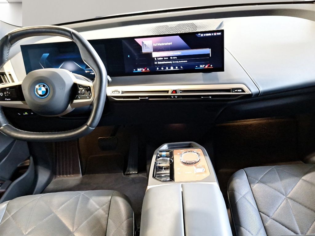 BMW iX 2023