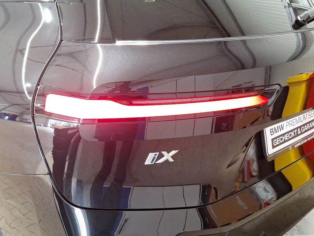 BMW iX 2023
