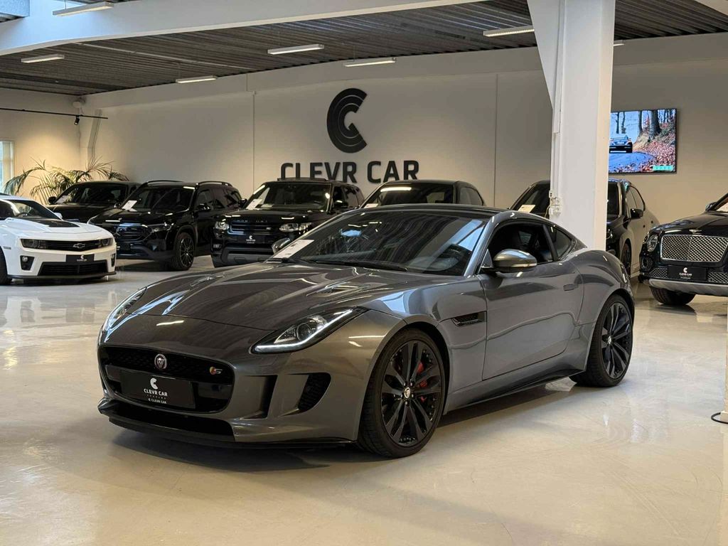 Jaguar F-Type 2016