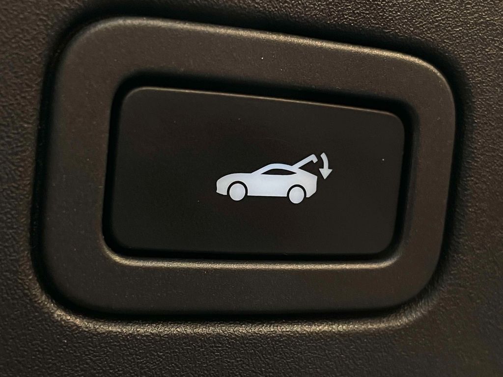 Jaguar F-Type 2016