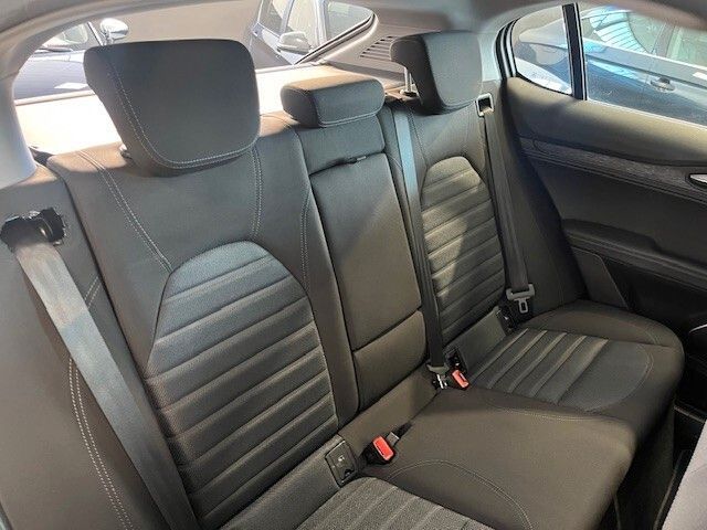 Alfa Romeo Stelvio 2020