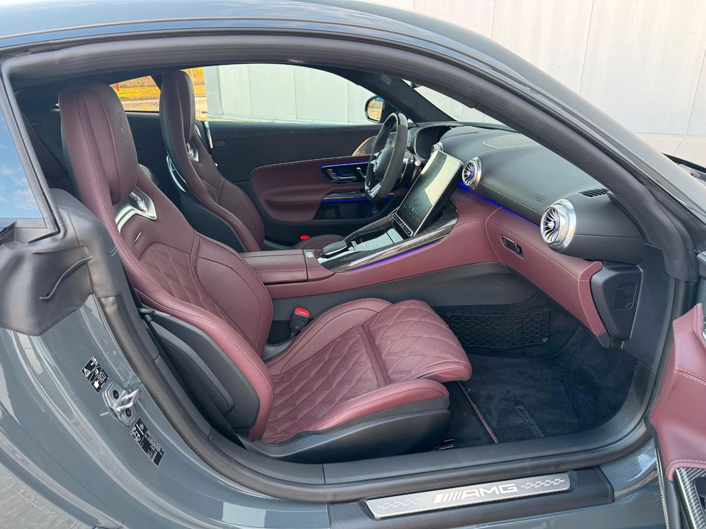 Mercedes-Benz AMG GT 2025