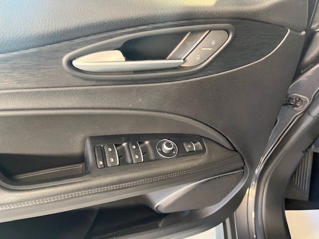 Alfa Romeo Stelvio 2020