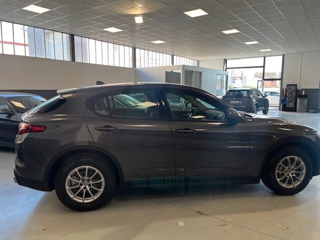 Alfa Romeo Stelvio 2020