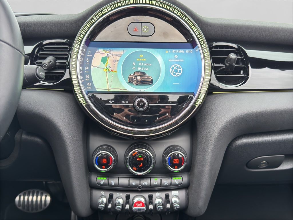 MINI Cooper Cabrio 2024