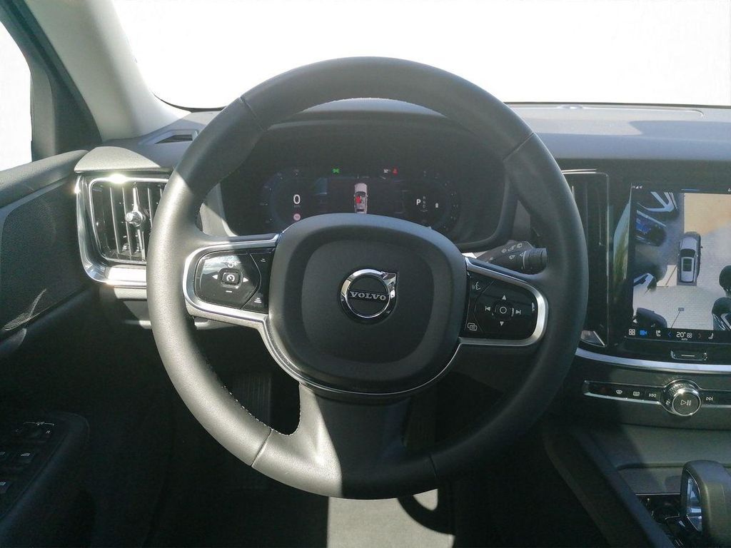 Volvo V60 2024