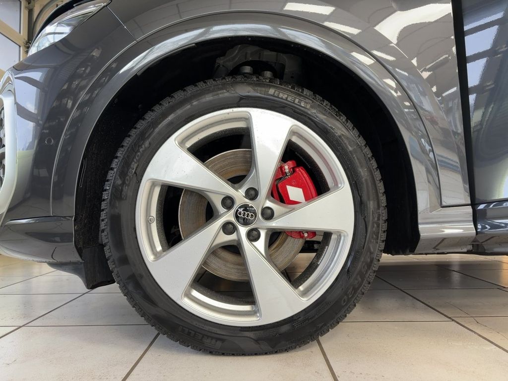 Audi SQ5 2025