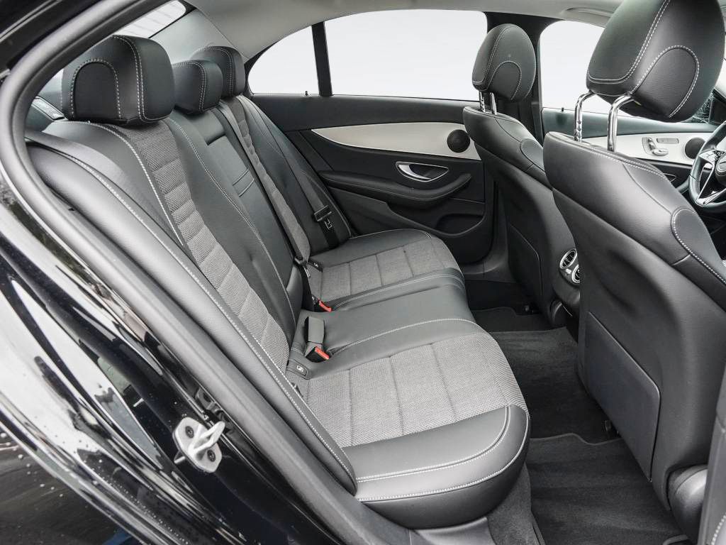 Mercedes-Benz E 300 2022