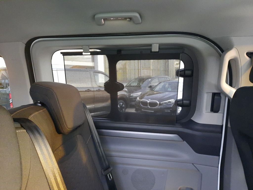 Ford Tourneo Custom 2025