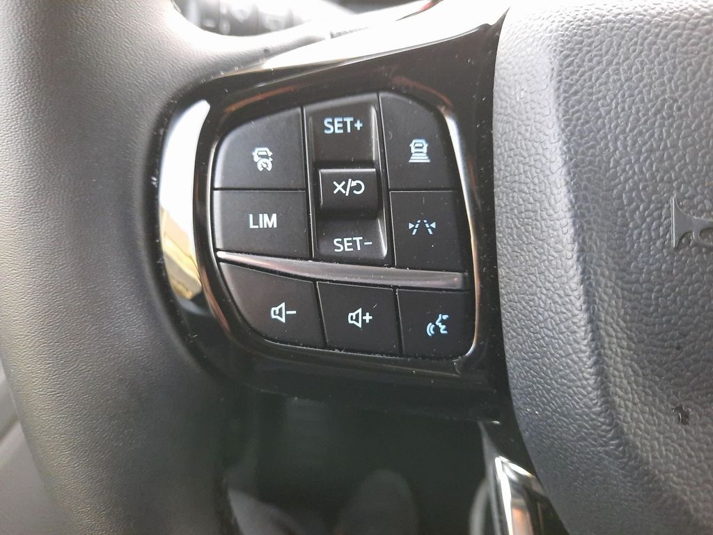 Ford Tourneo Custom 2025