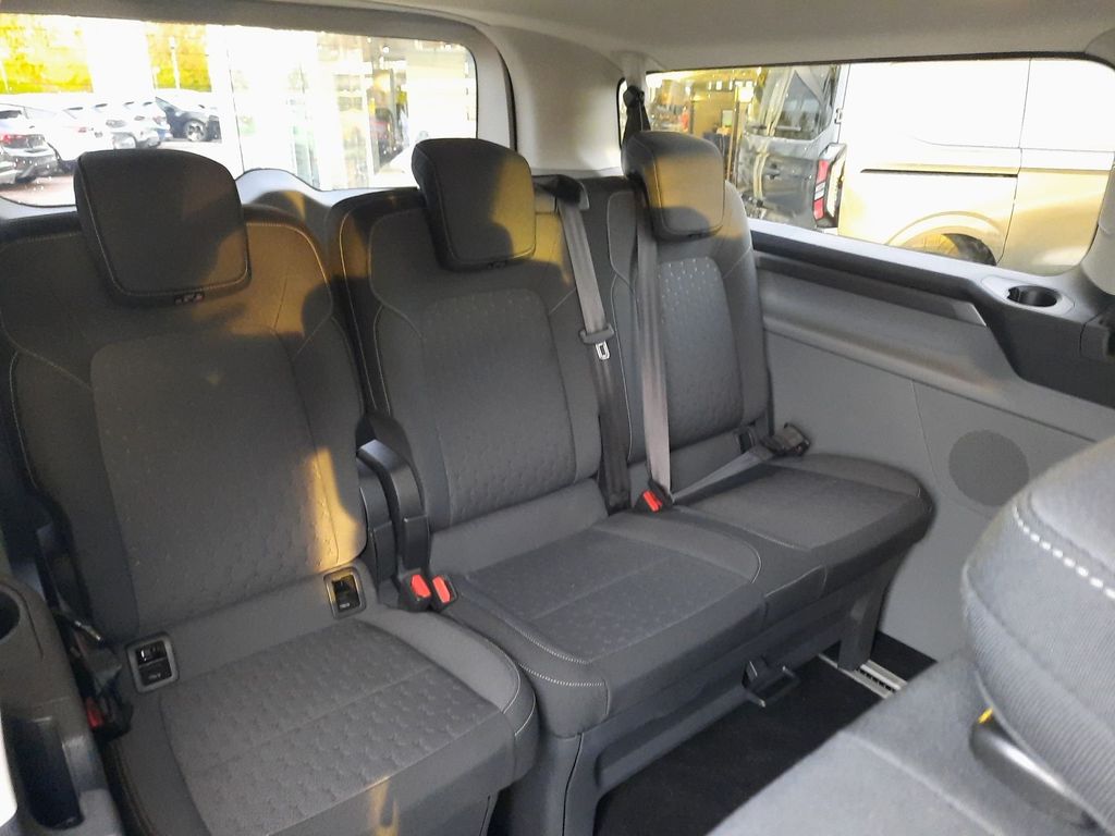 Ford Tourneo Custom 2025