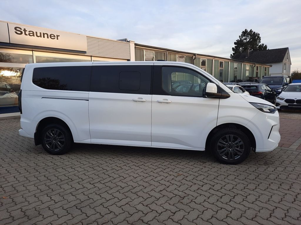 Ford Tourneo Custom 2025