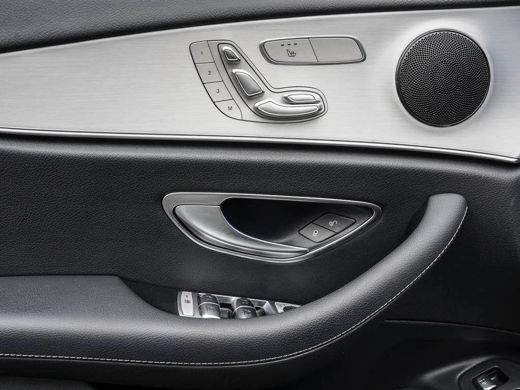 Mercedes-Benz E 300 2022