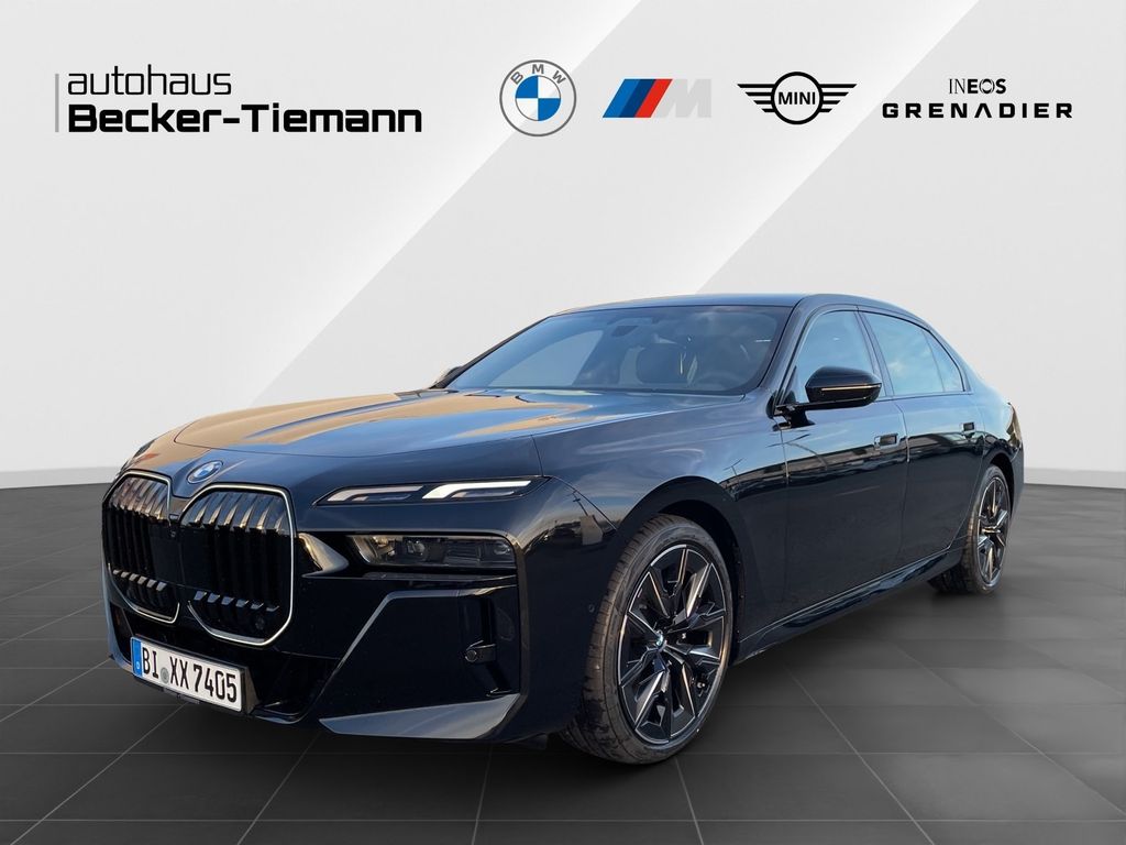 BMW 740 2025