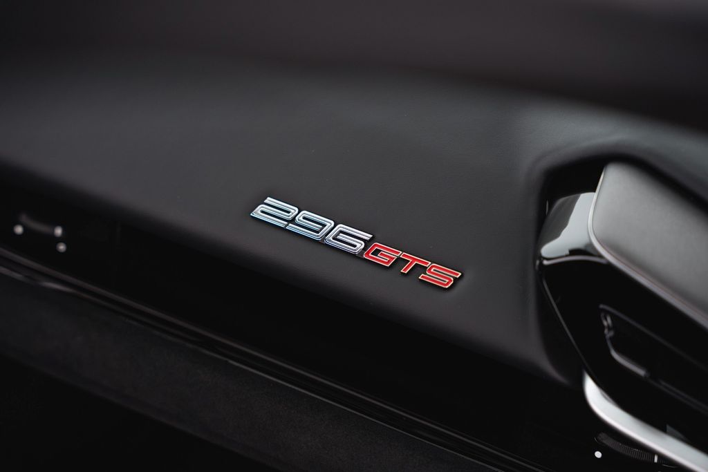 Ferrari 296 GTS 2024