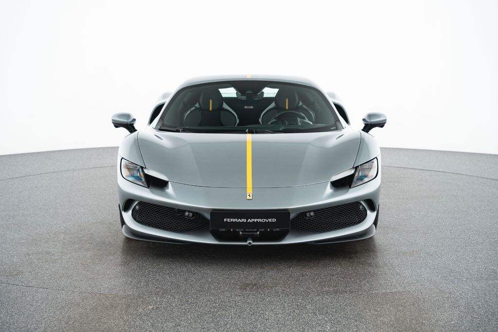 Ferrari 296 GTS 2024