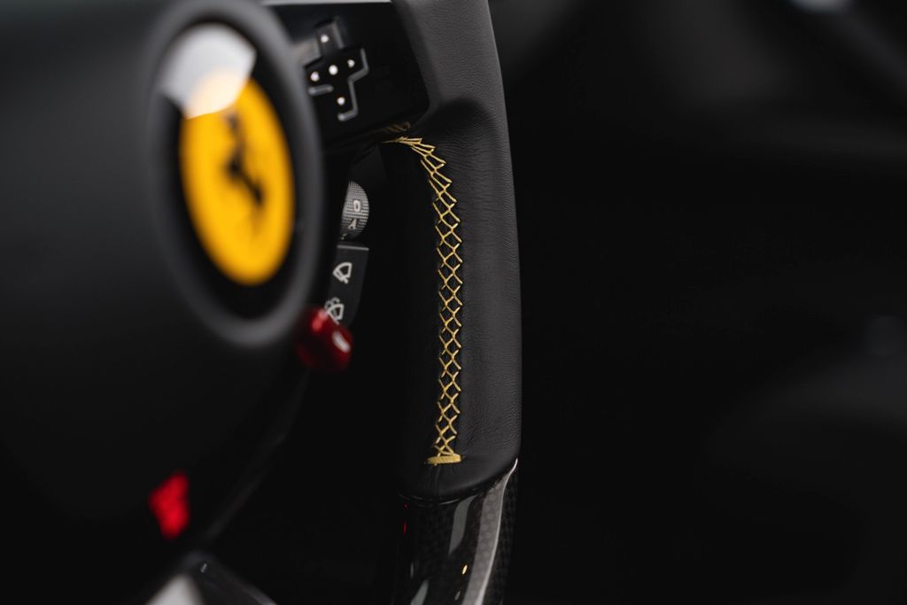 Ferrari 296 GTS 2024