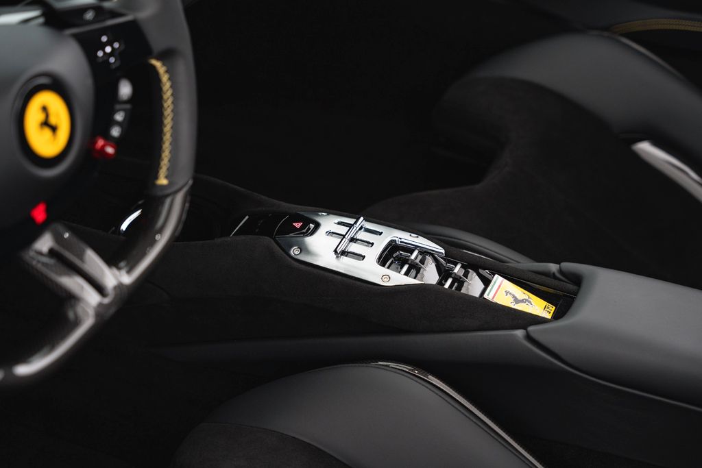 Ferrari 296 GTS 2024