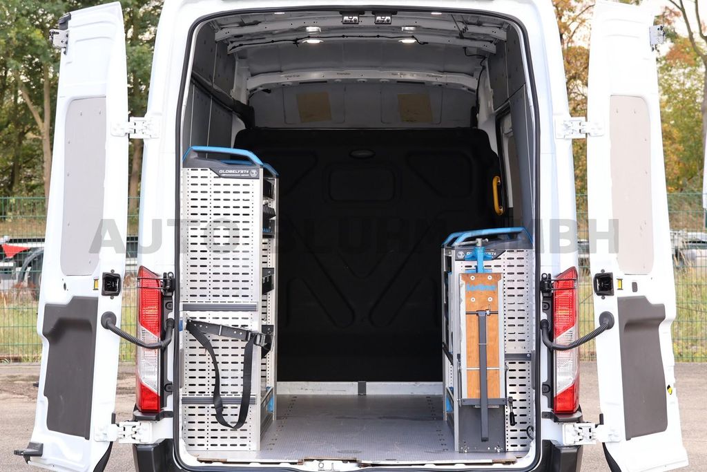 Ford Transit 2021