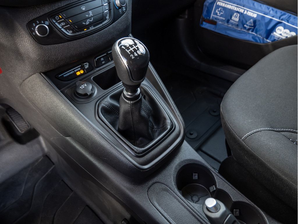 Ford Transit Courier 2023