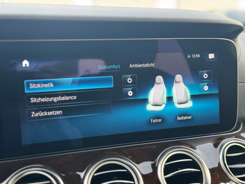 Mercedes-Benz E 300 2021