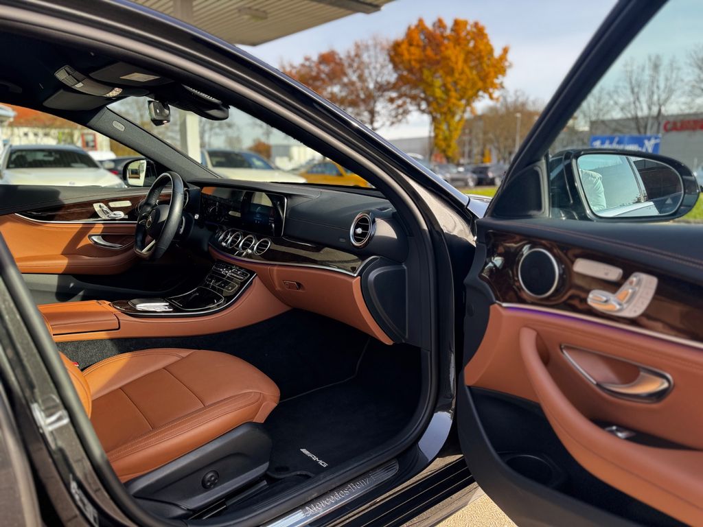 Mercedes-Benz E 300 2021