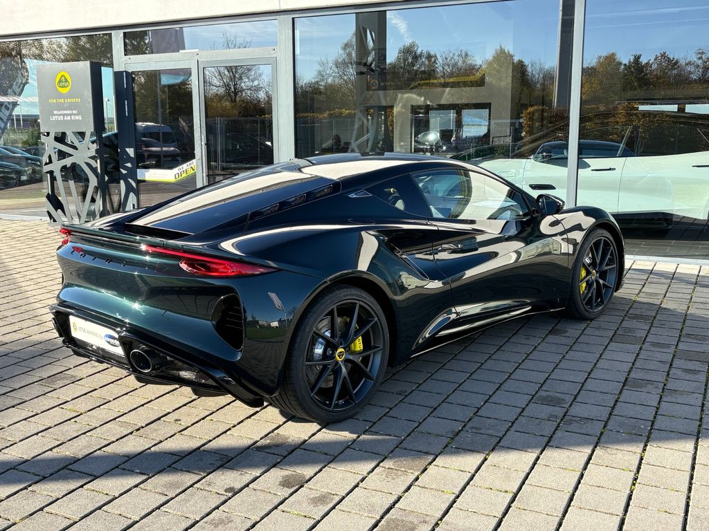 Lotus Emira