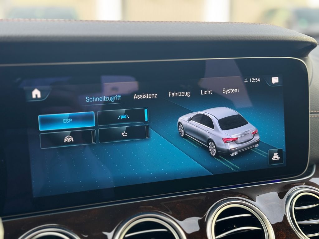 Mercedes-Benz E 300 2021