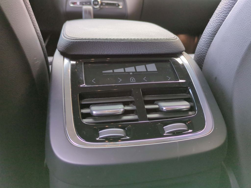 Volvo XC90 2021