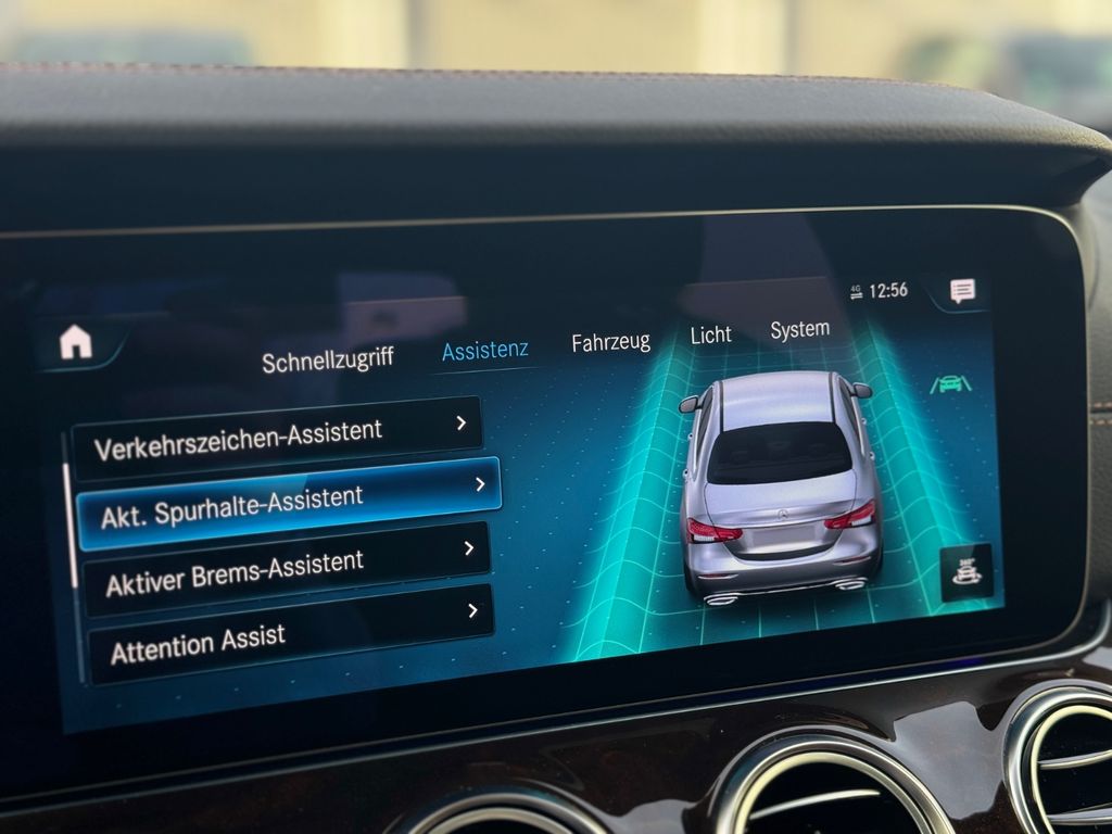 Mercedes-Benz E 300 2021