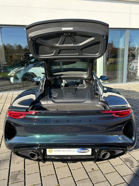 Lotus Emira