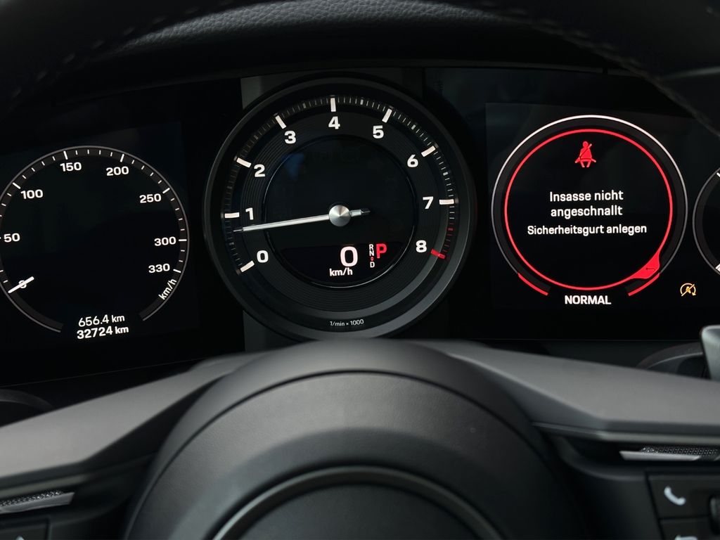 Porsche 992 2021