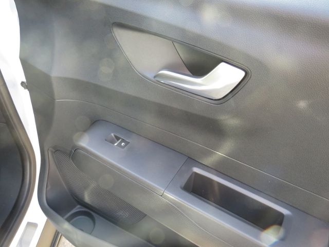 Ford Tourneo Courier 2025