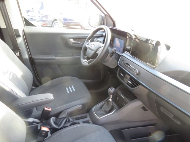 Ford Tourneo Courier 2025