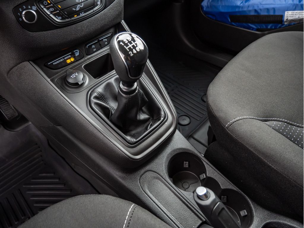 Ford Transit Courier 2022