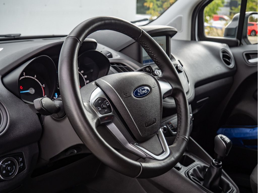 Ford Transit Courier 2022