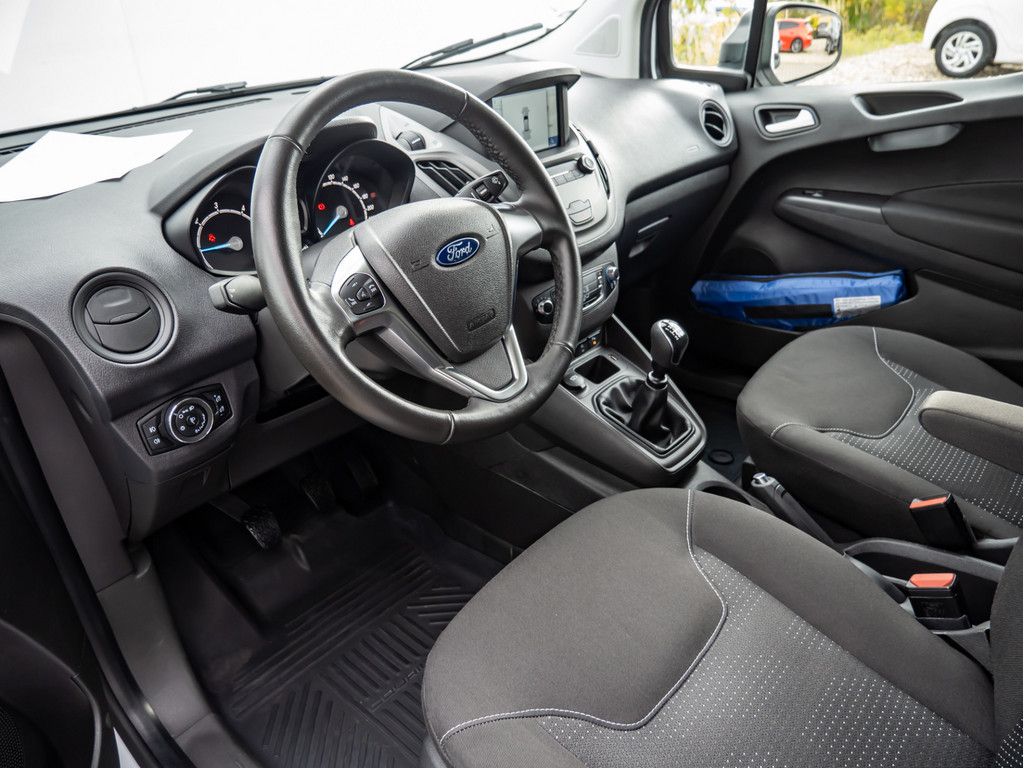 Ford Transit Courier 2022