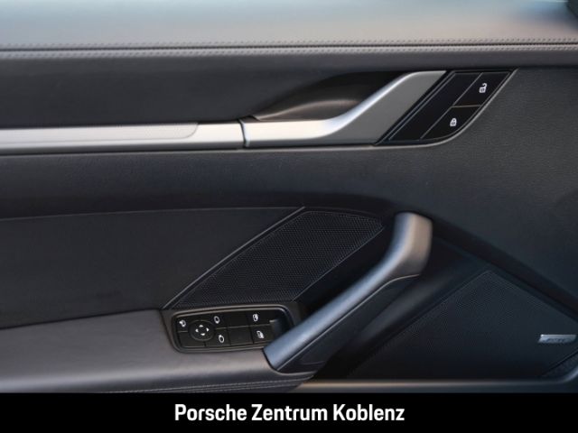 Porsche 992 2024
