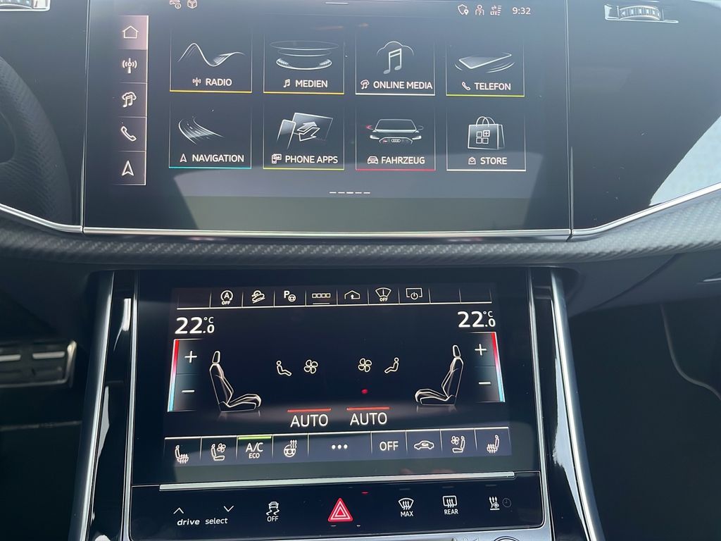 Audi RSQ8 2024