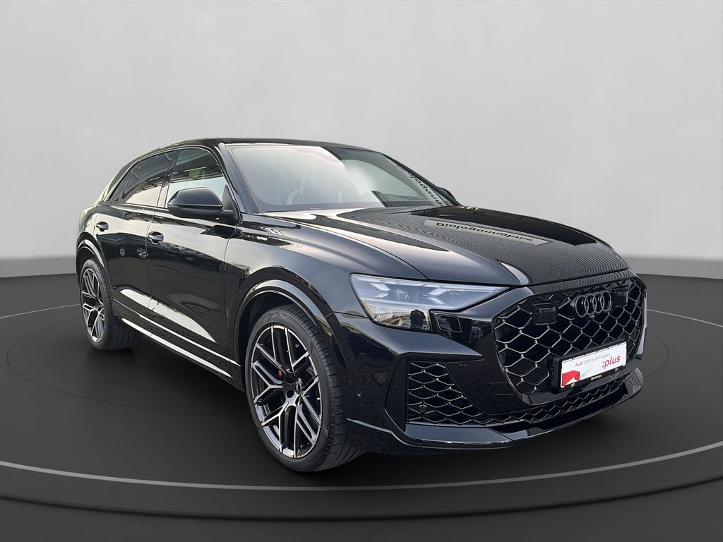 Audi RSQ8 2024