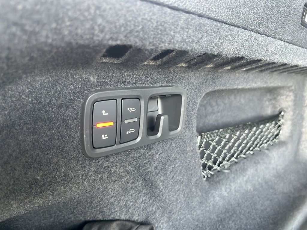Audi RSQ8 2024