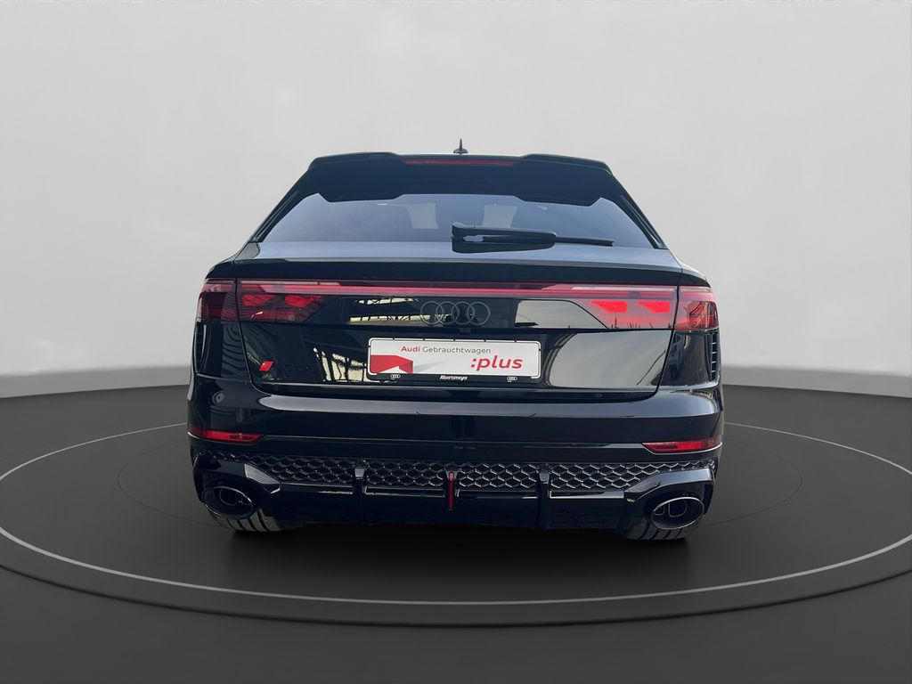 Audi RSQ8 2024